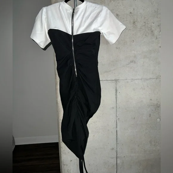 Tshirt scrunch dress - Picture 3 of 4